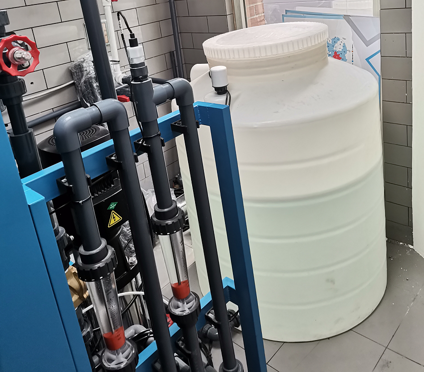 內(nèi)鏡室純水機(jī) 內(nèi)鏡室純水機(jī)